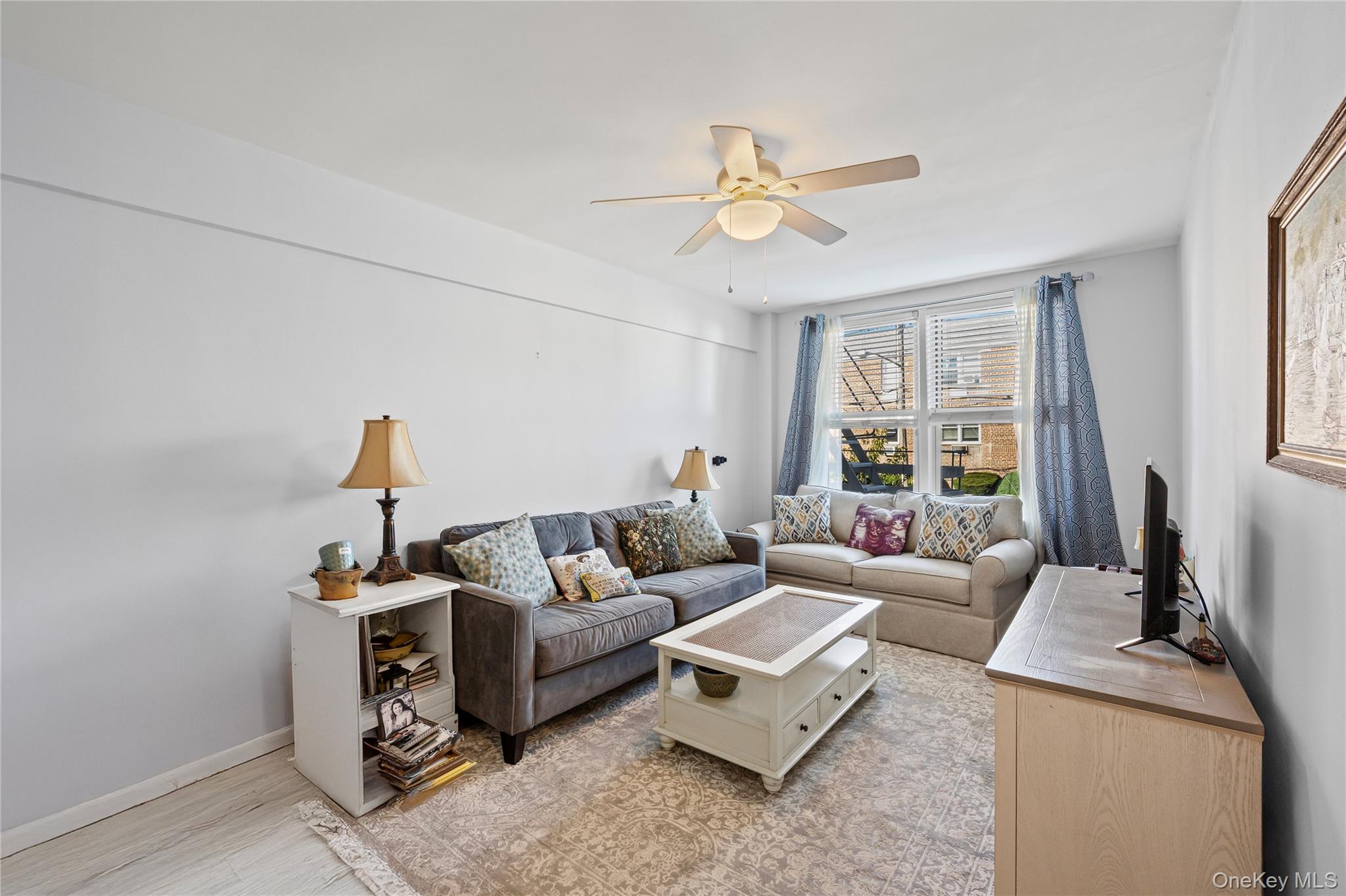 120 Morris Avenue, Unit B5 photo 14