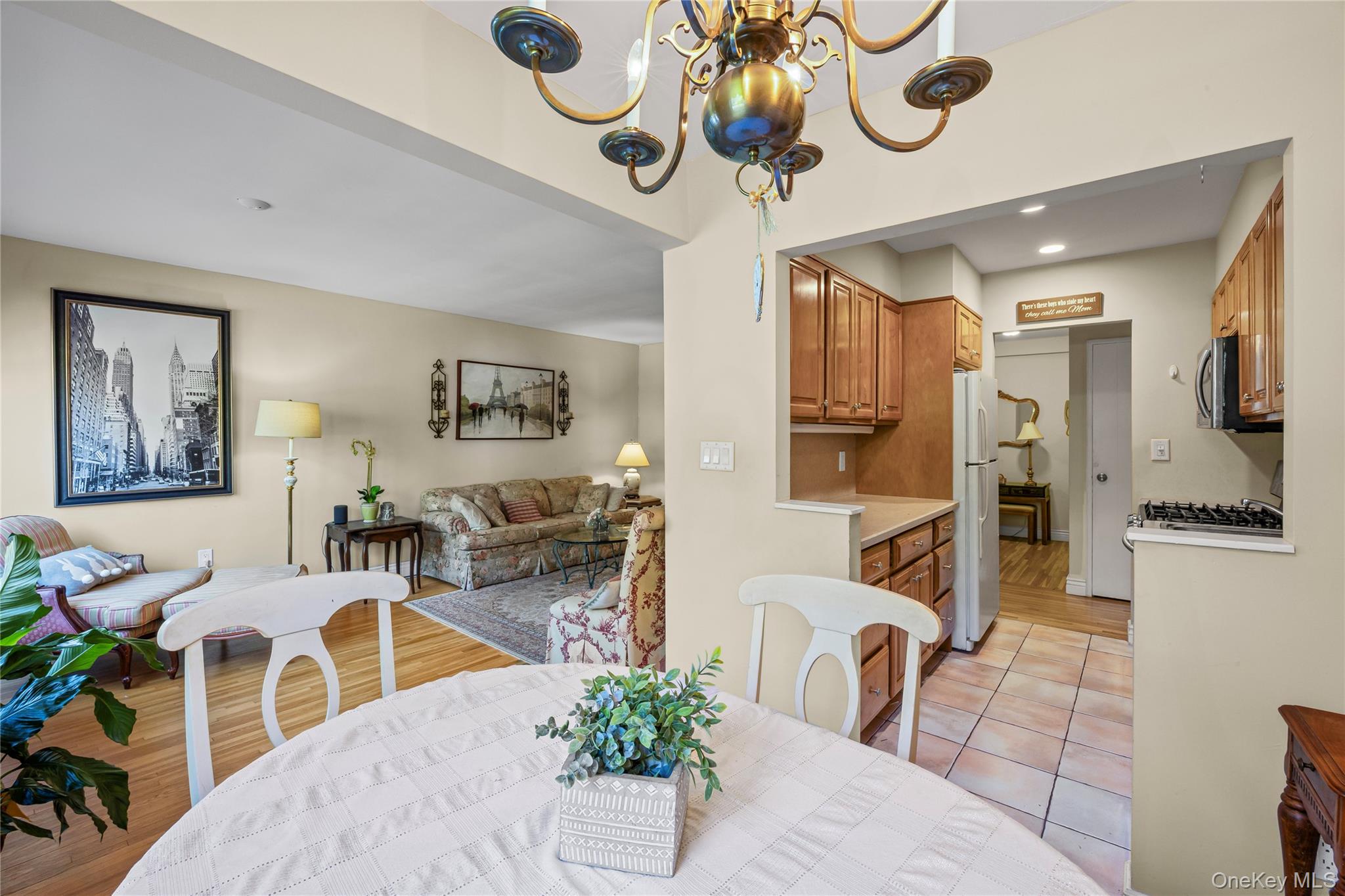 120 Morris Avenue, Unit B5 photo 10