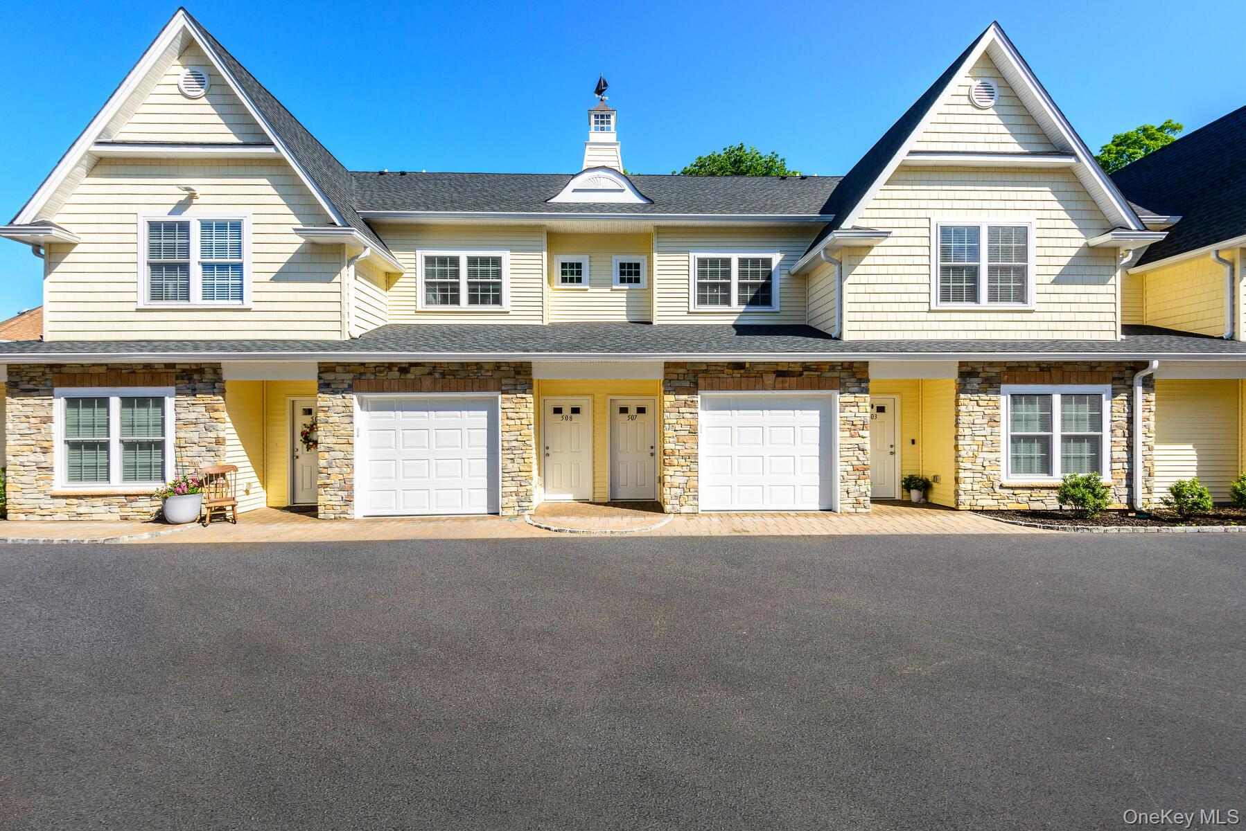 18 Creek Road, Unit 604