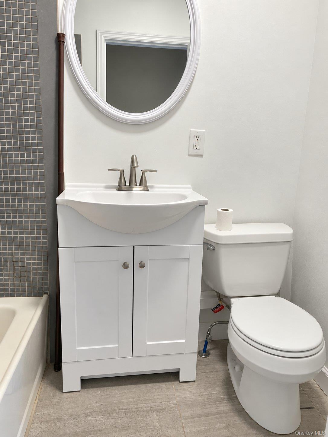 132 Main Street, Unit A photo 4