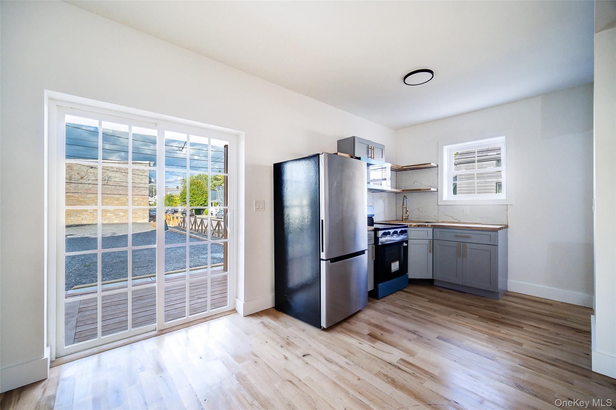 258 State Street, Unit 3 photo 4