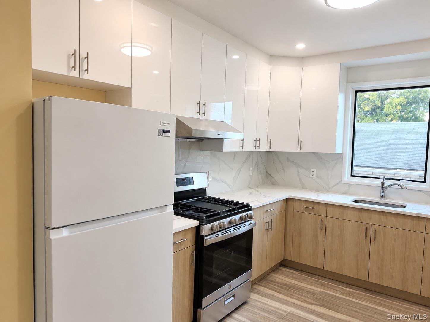 164-16 75th Road, Unit 2nd Floor photo 5