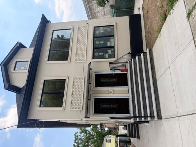 164-16 75th Road, Unit 2nd Floor photo 2