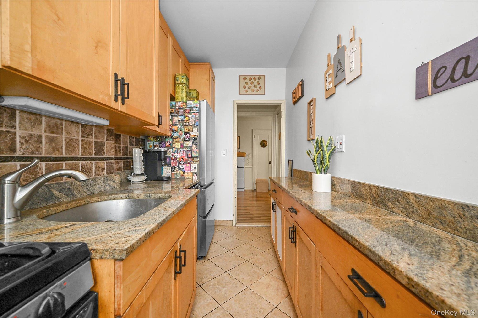 67-76 Booth Street, Unit 2i photo 9