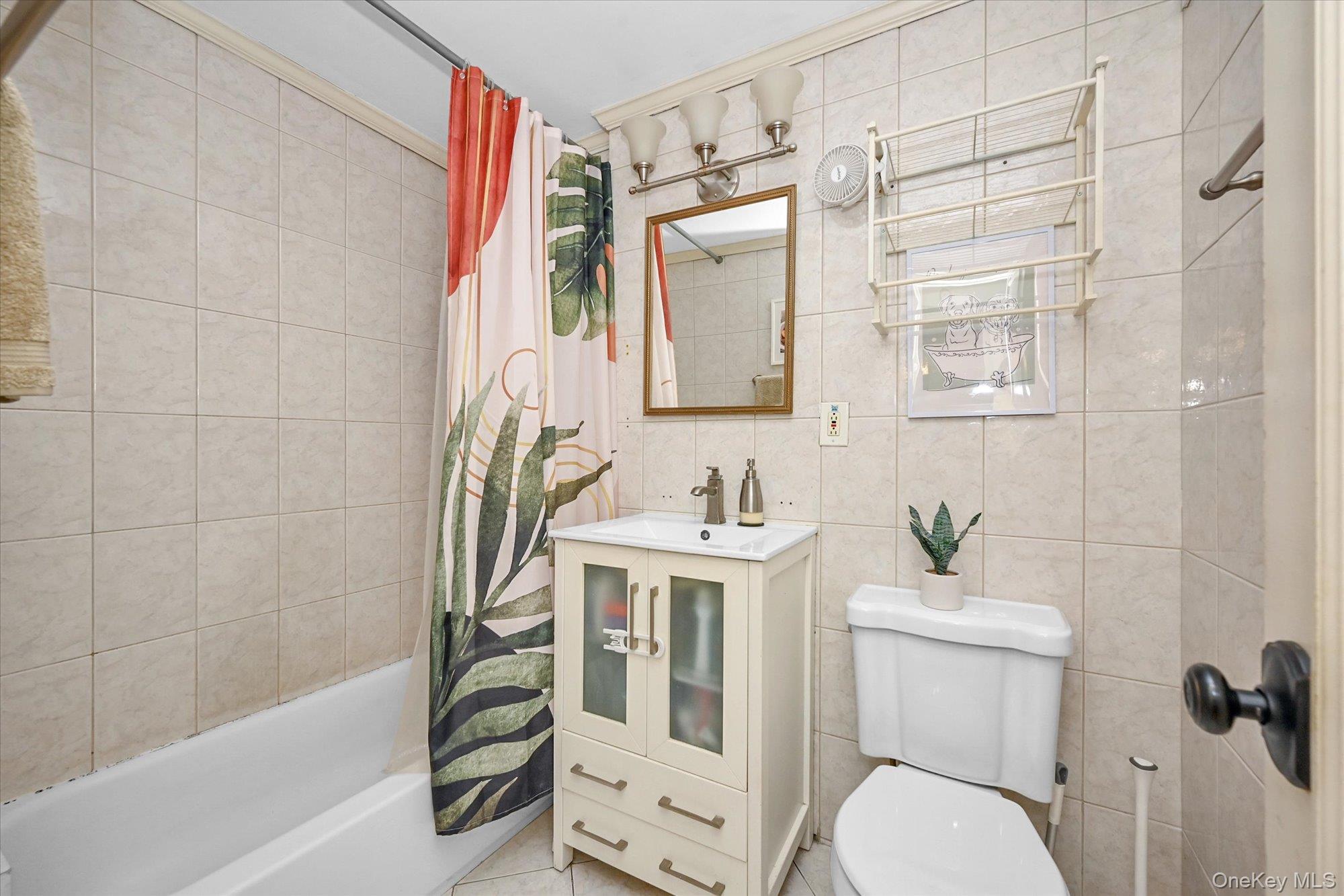 67-76 Booth Street, Unit 2i photo 16