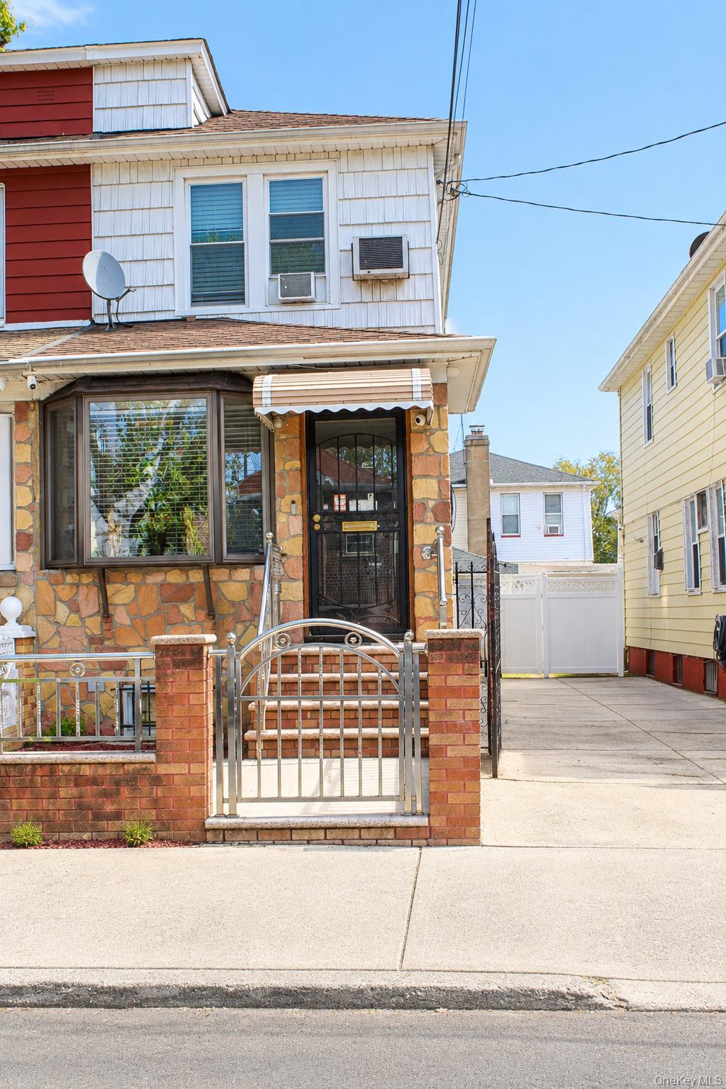 641 E 51st Street – For Sale