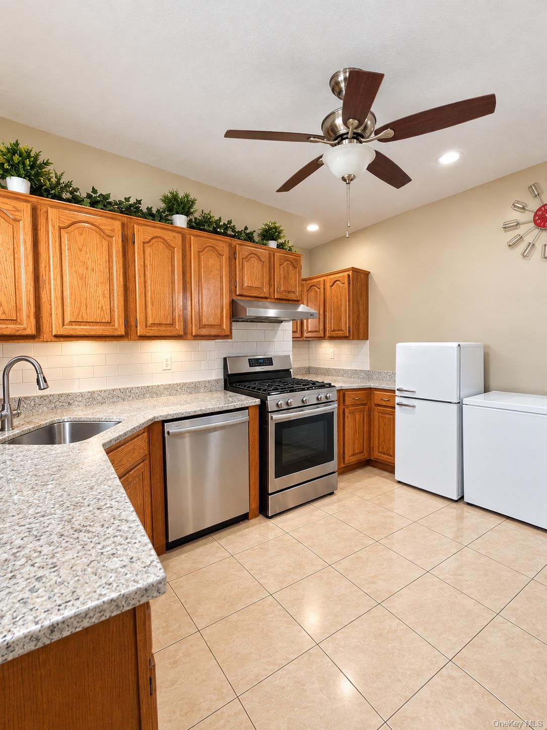641 E 51st Street – For Sale photo 9