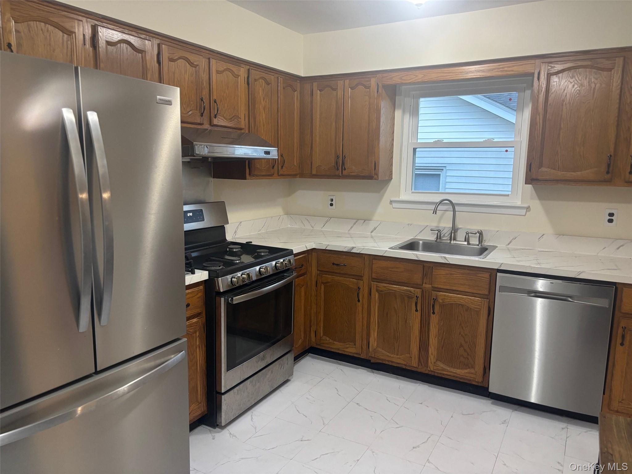 115 Park Avenue, Unit A photo 2