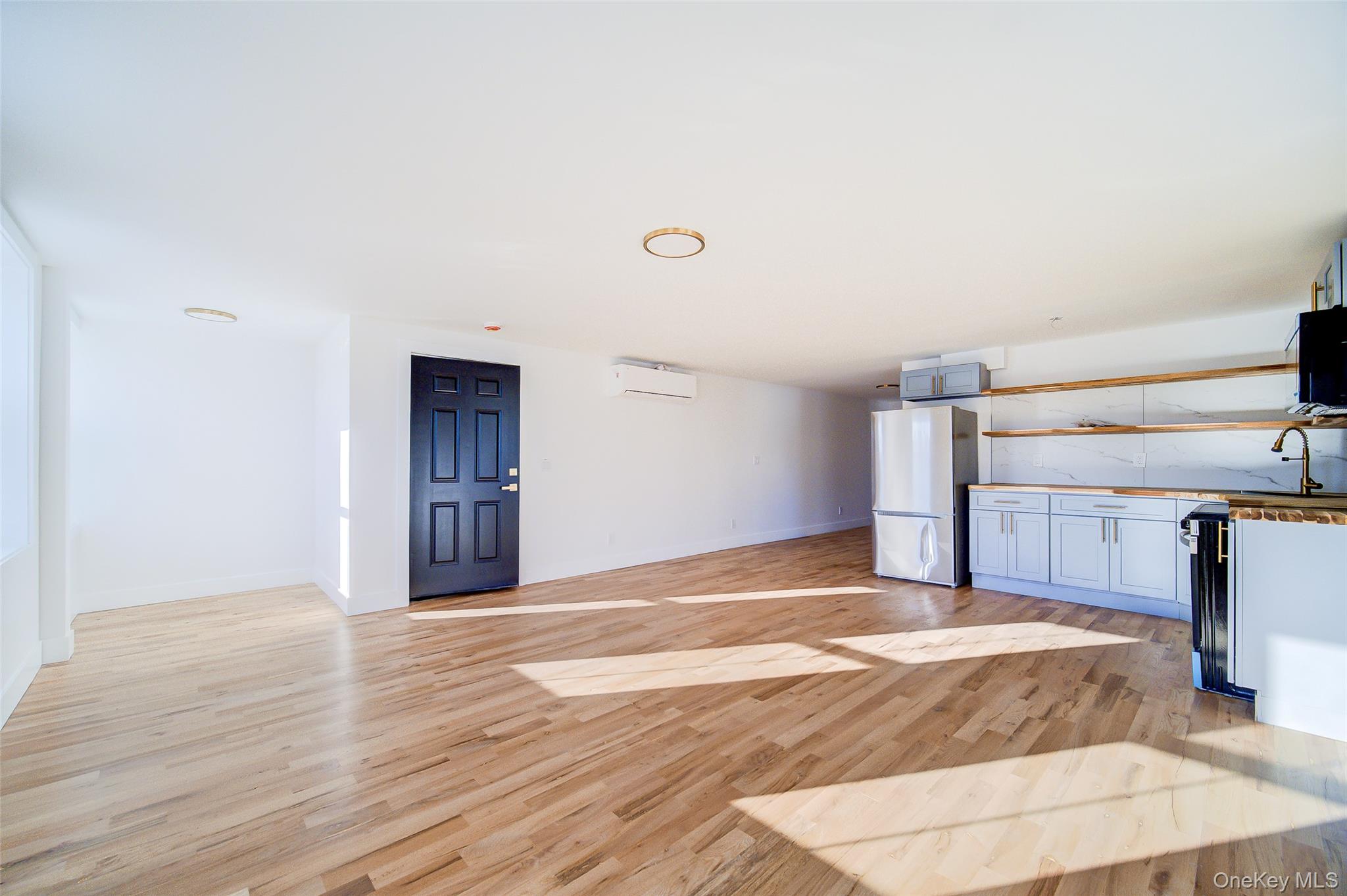 258 State Street, Unit 5 photo 3