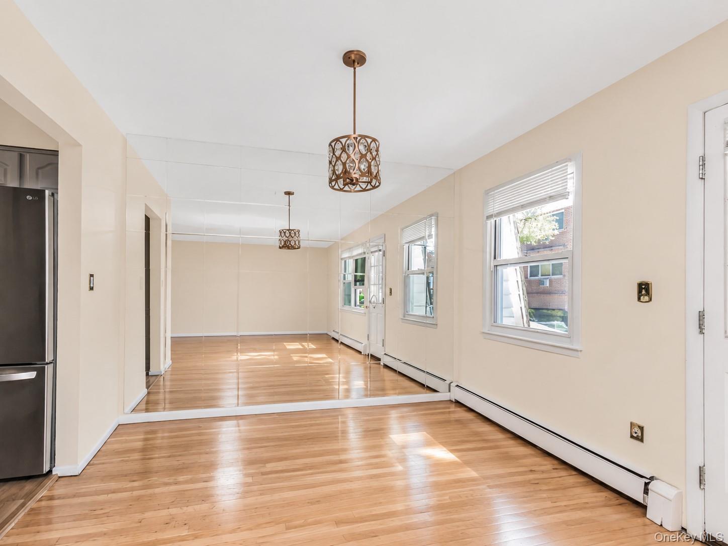 380 N Broadway, Unit C4 photo 7