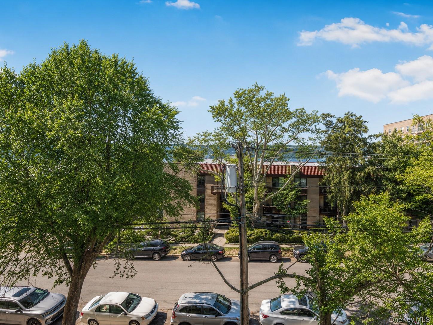 380 N Broadway, Unit C4 photo 16