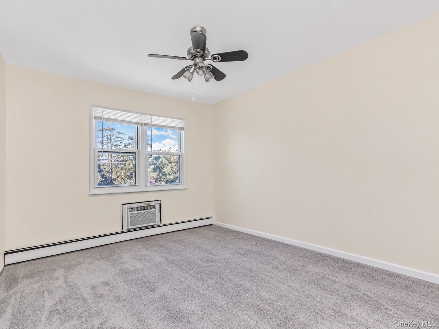 380 N Broadway, Unit C4 photo 18