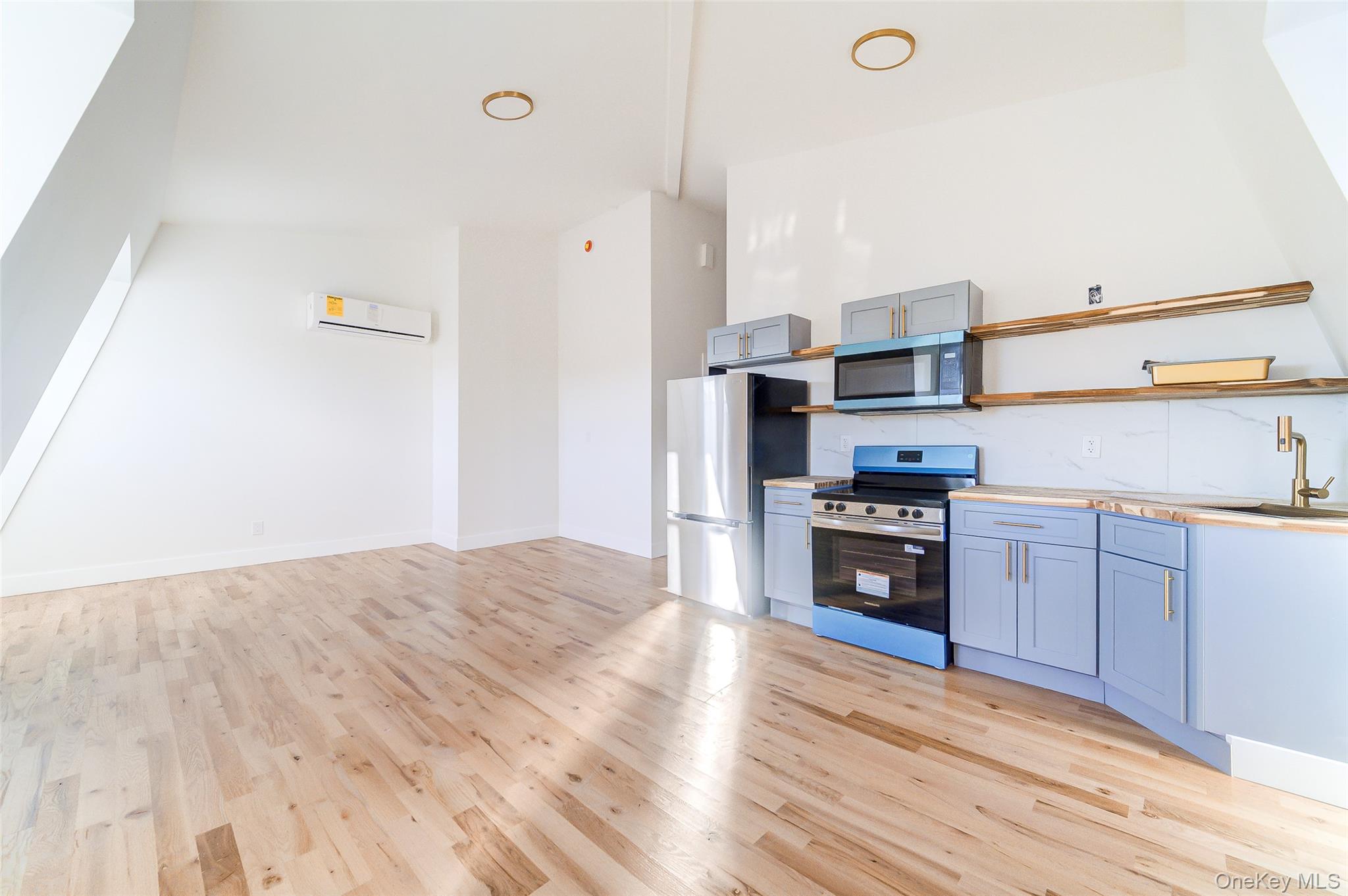 258 State Street, Unit 7 photo 4