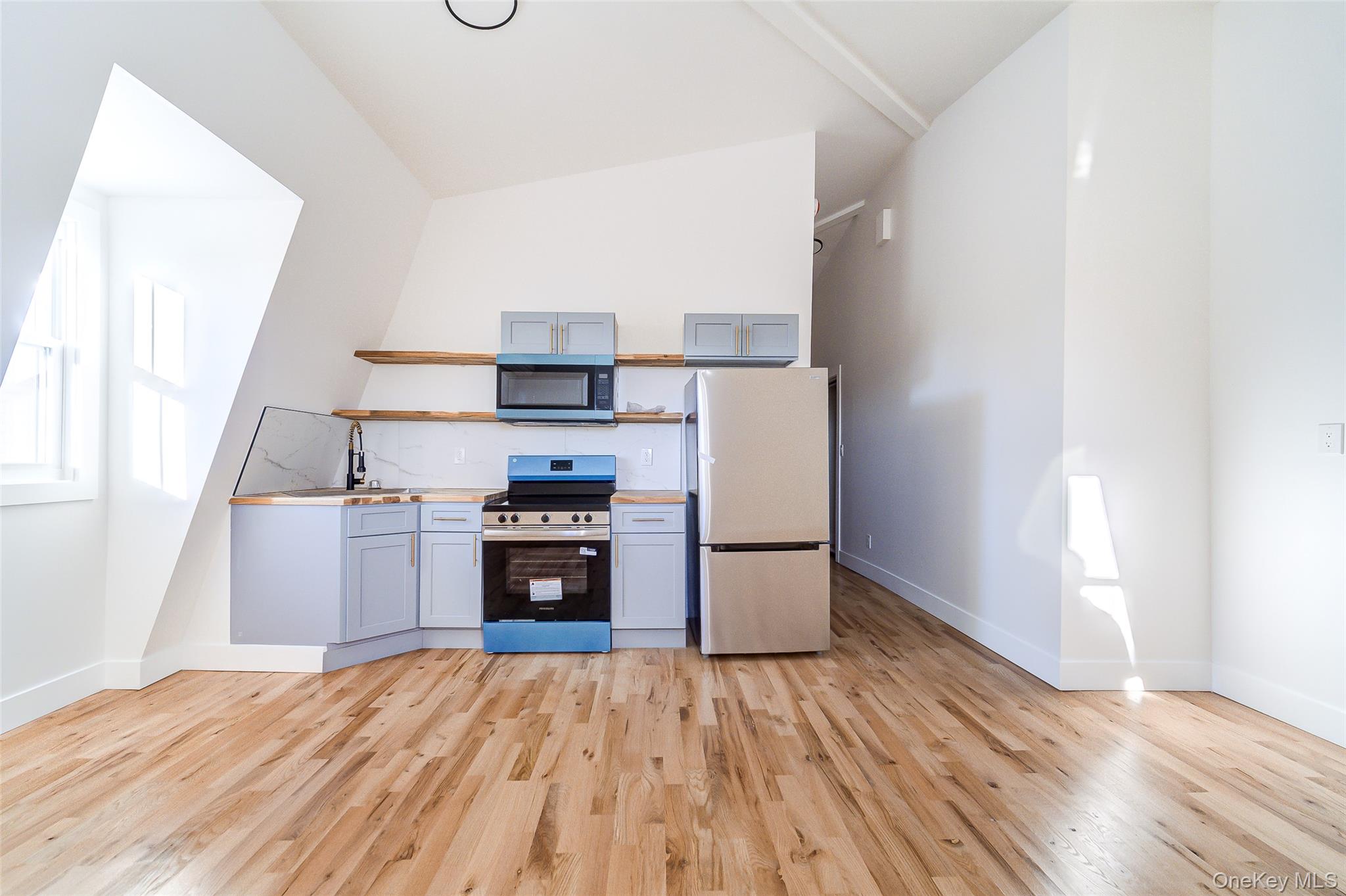 258 State Street, Unit 8 photo 5