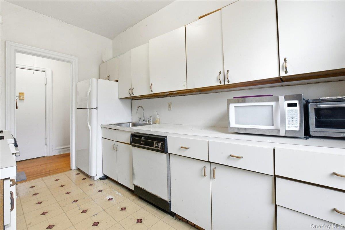 83-19 116th Street, Unit 6D photo 15