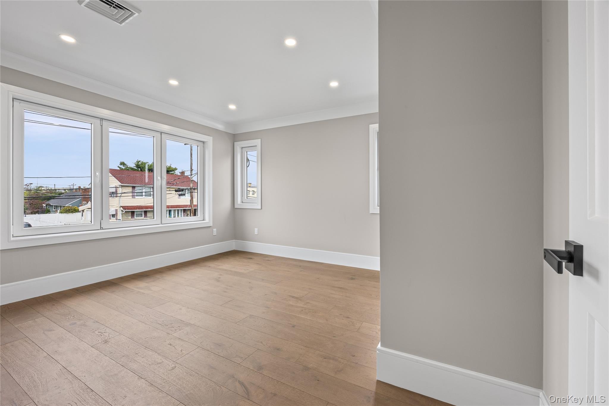 19 Nevada Street – For Sale photo 33