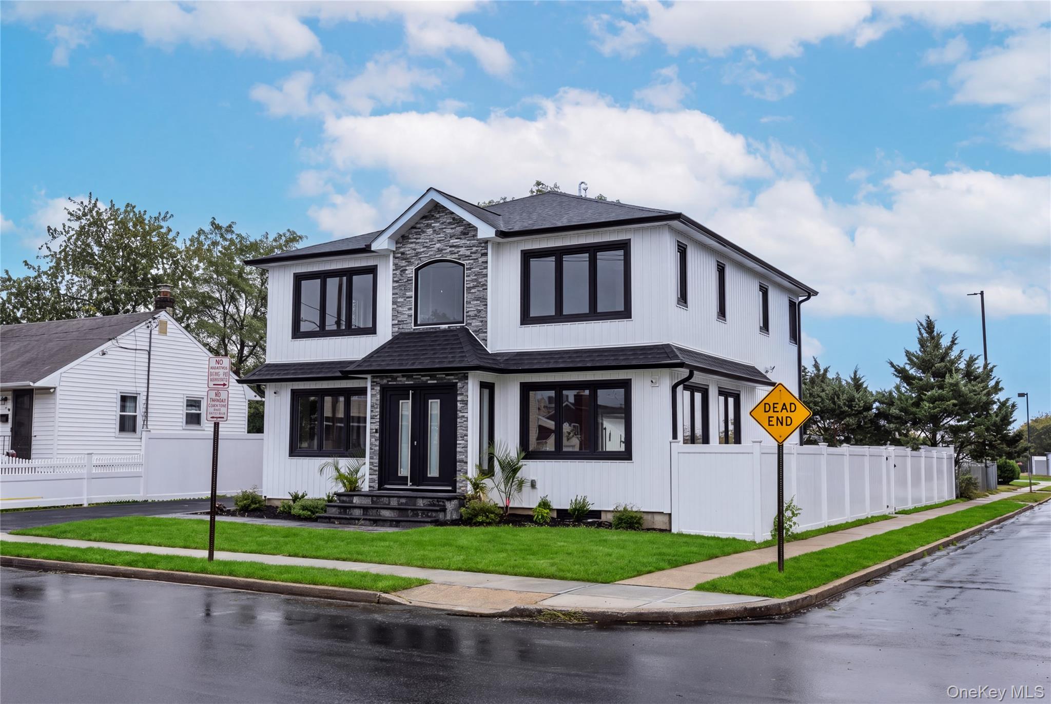 19 Nevada Street – For Sale photo 3