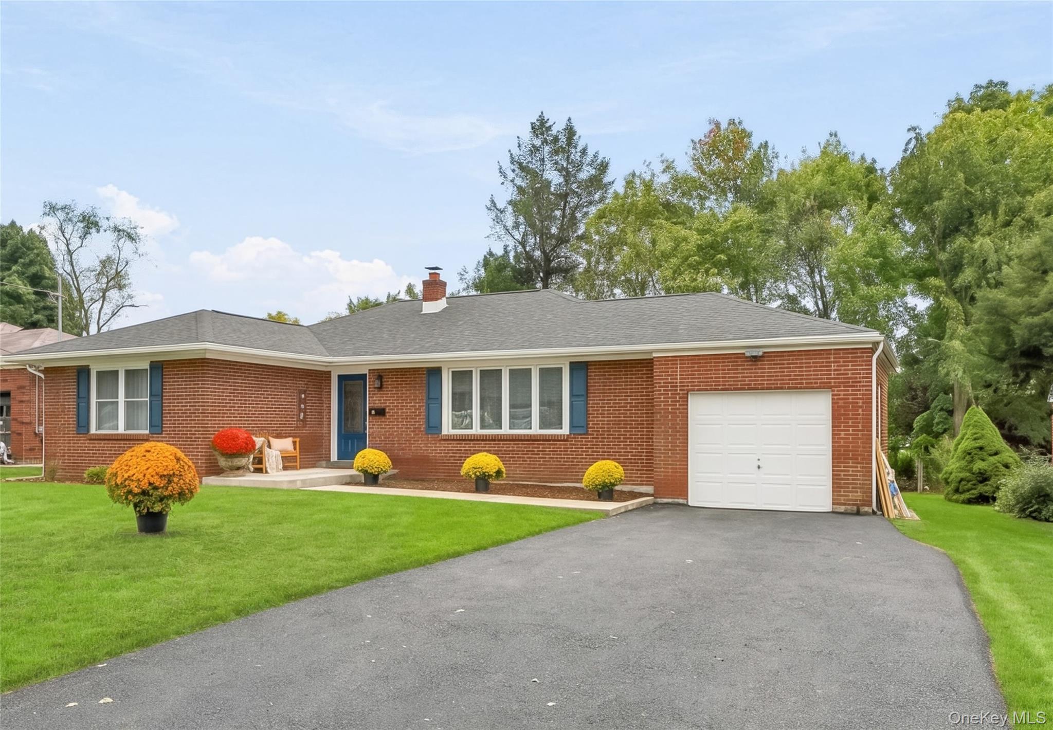 15 Breezy Knoll Drive – For Sale photo 5