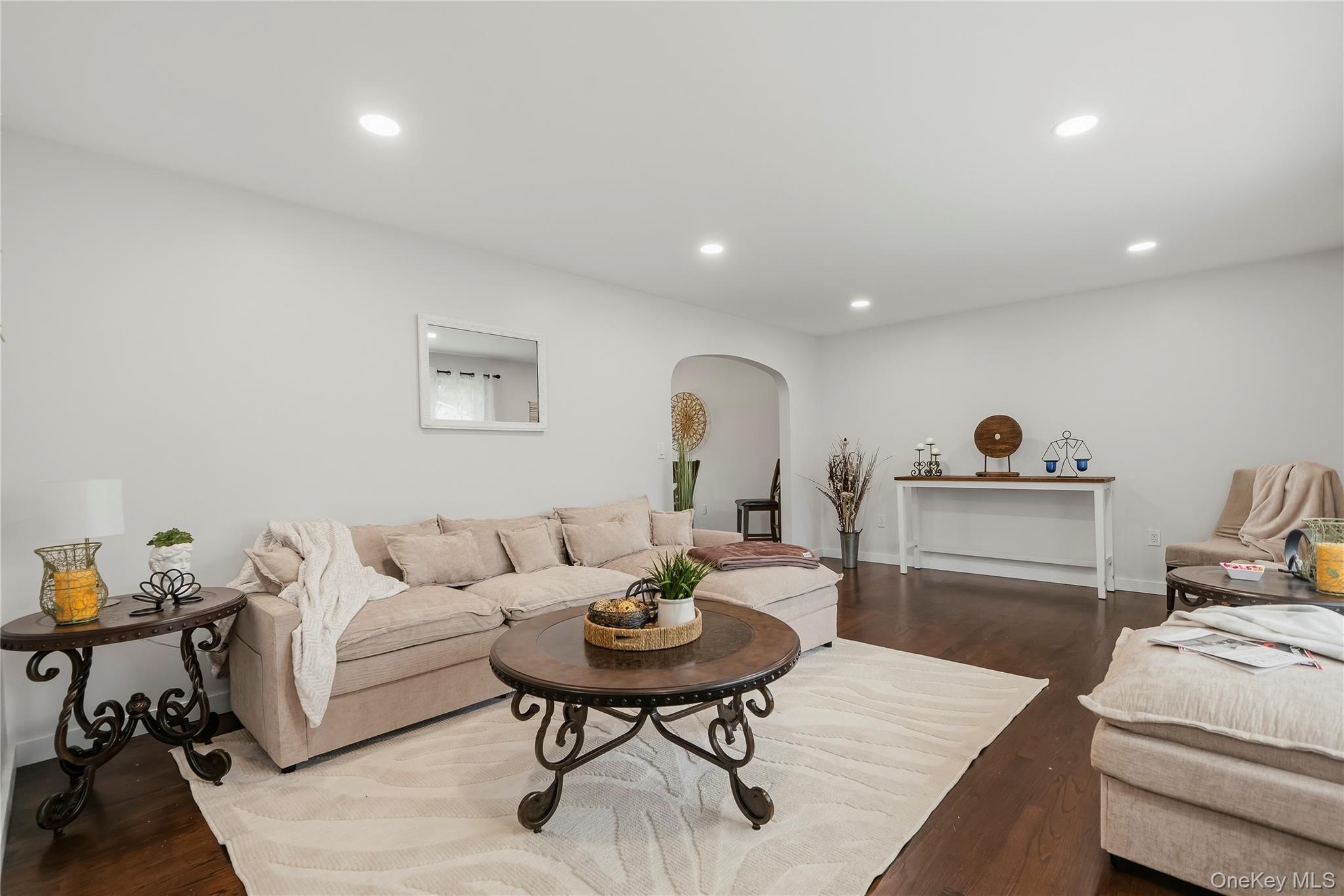 15 Breezy Knoll Drive – For Sale photo 8