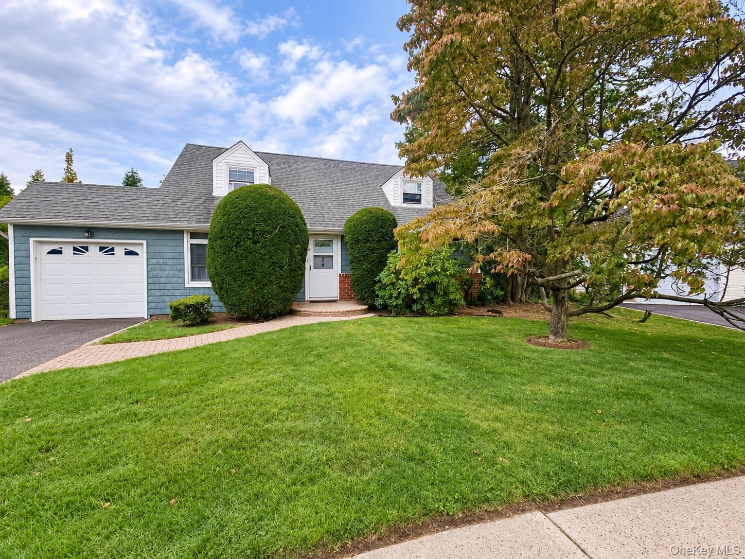 29 Emerson Court – For Sale