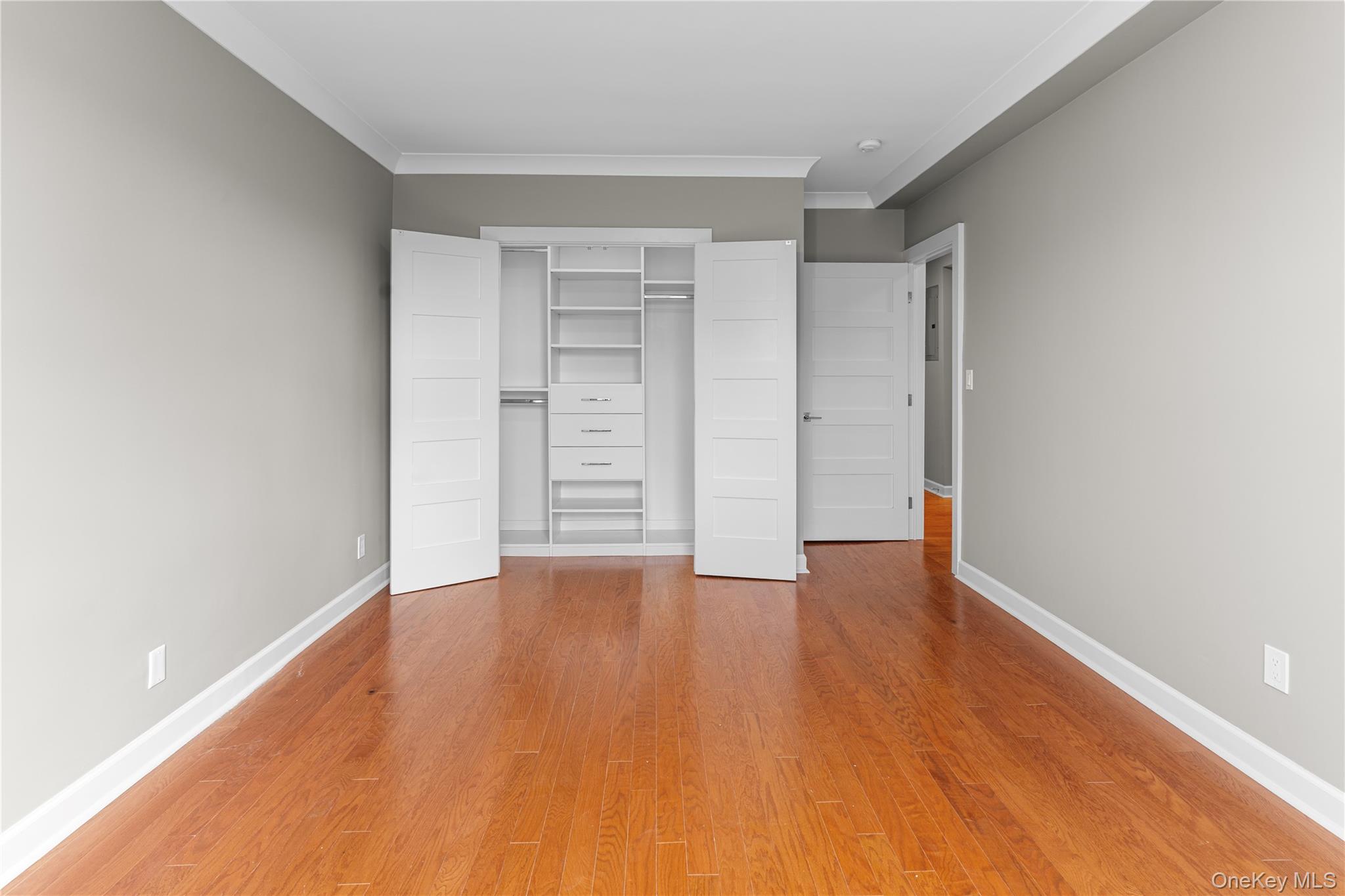 1133 Midland Avenue, Unit 6F photo 18