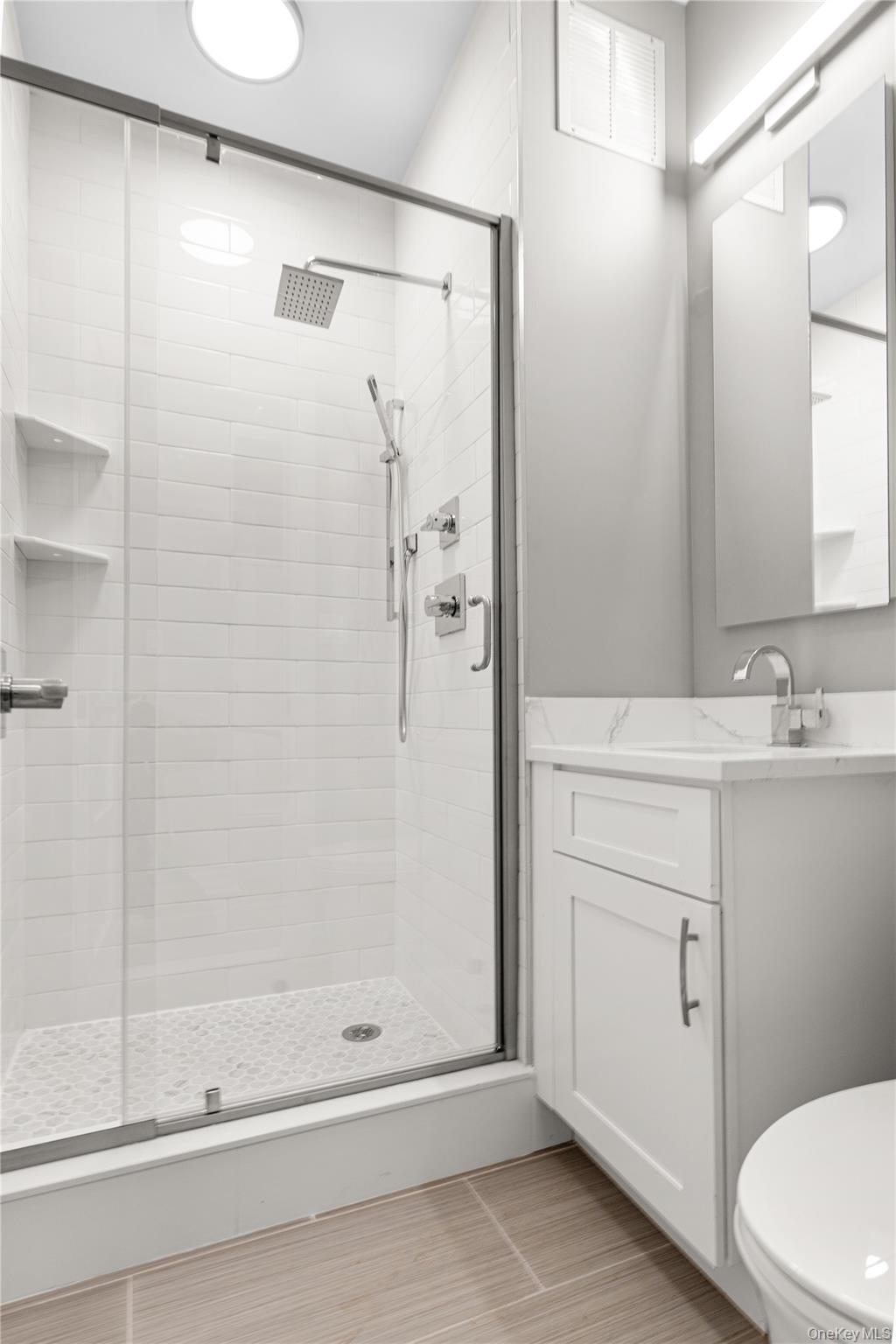 1133 Midland Avenue, Unit 6F photo 19