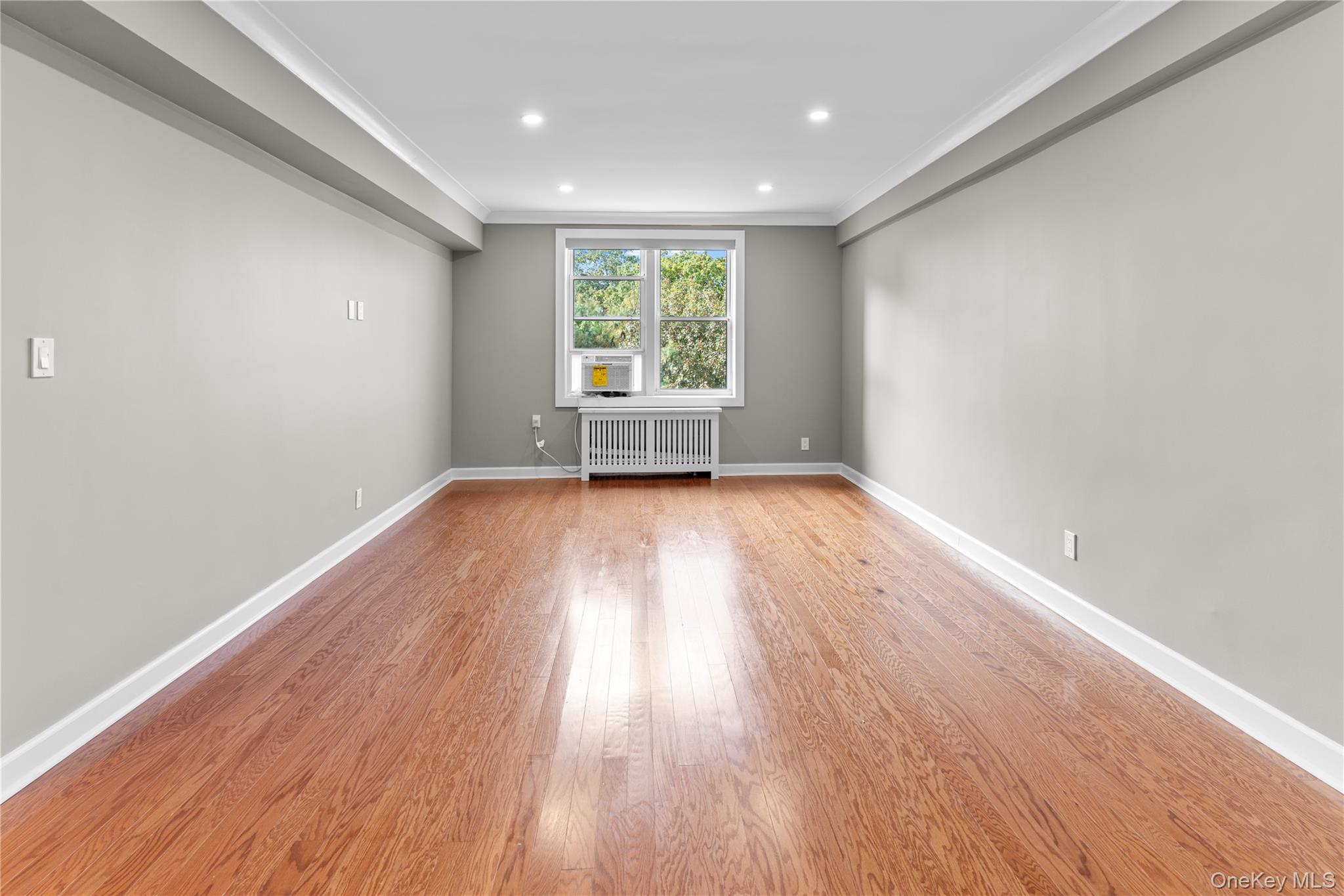 1133 Midland Avenue, Unit 6F photo 6