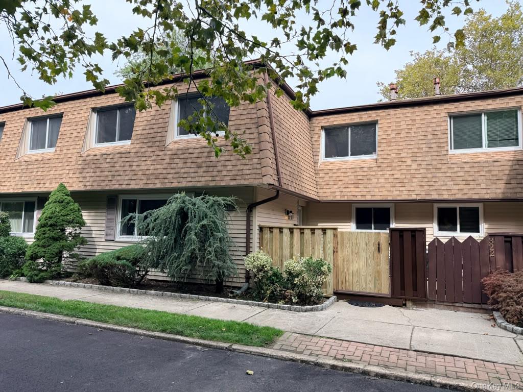 316 Feller Drive – For Rent