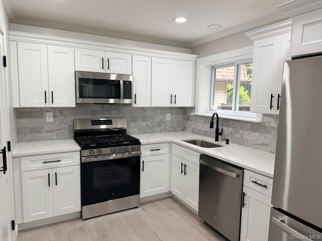 316 Feller Drive – For Rent photo 5
