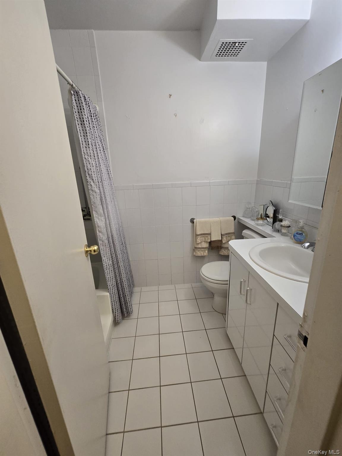463 Summit Avenue, Unit 2-A photo 9