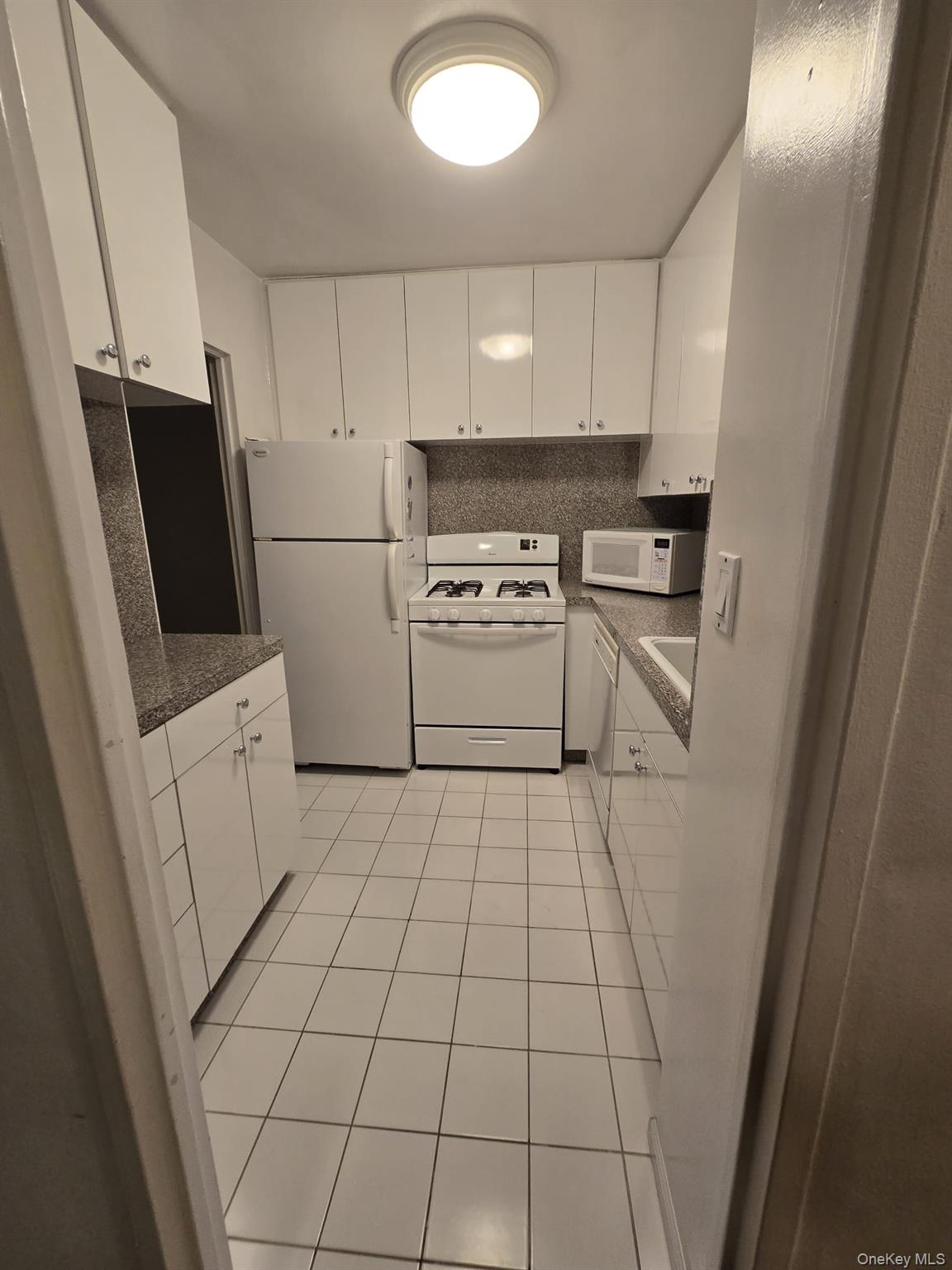 463 Summit Avenue, Unit 2-A photo 6