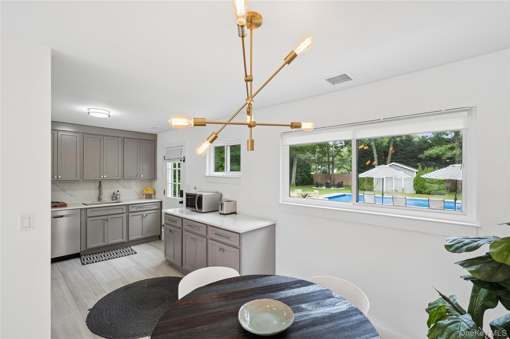 138 W Tiana Road – For Sale photo 8
