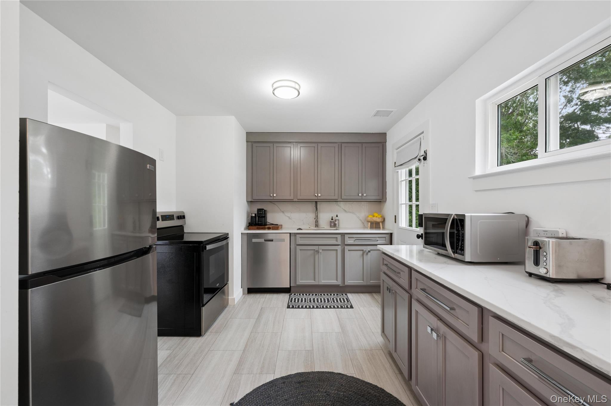 138 W Tiana Road – For Sale photo 7