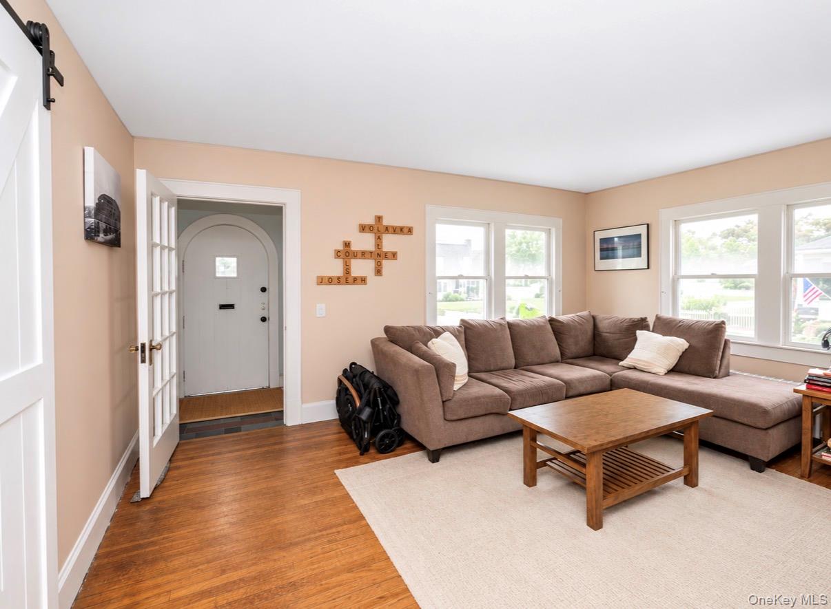 21 James Street – For Sale photo 2