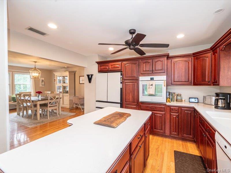 21 James Street – For Sale photo 5