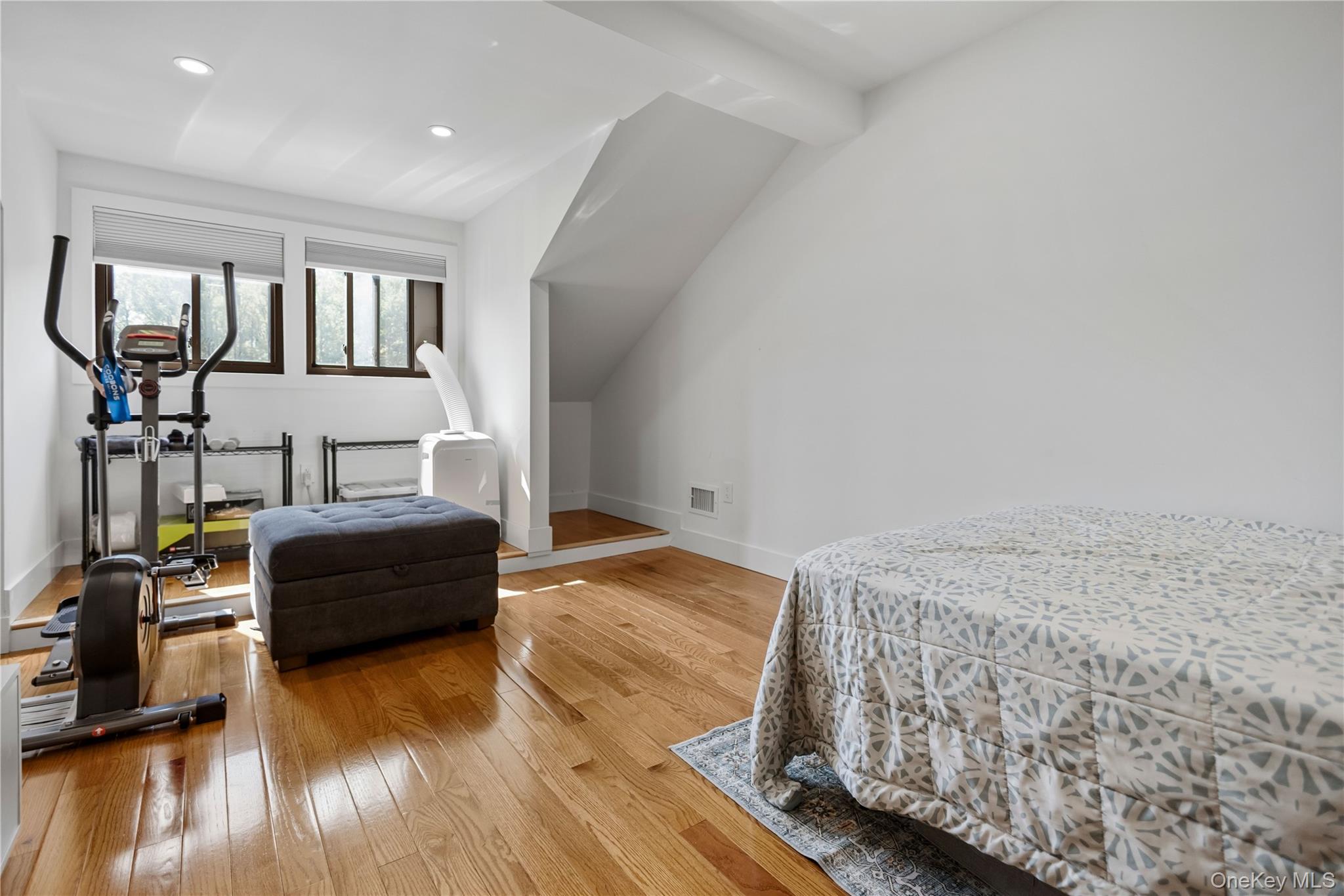 271 Signs Road, Unit E photo 24