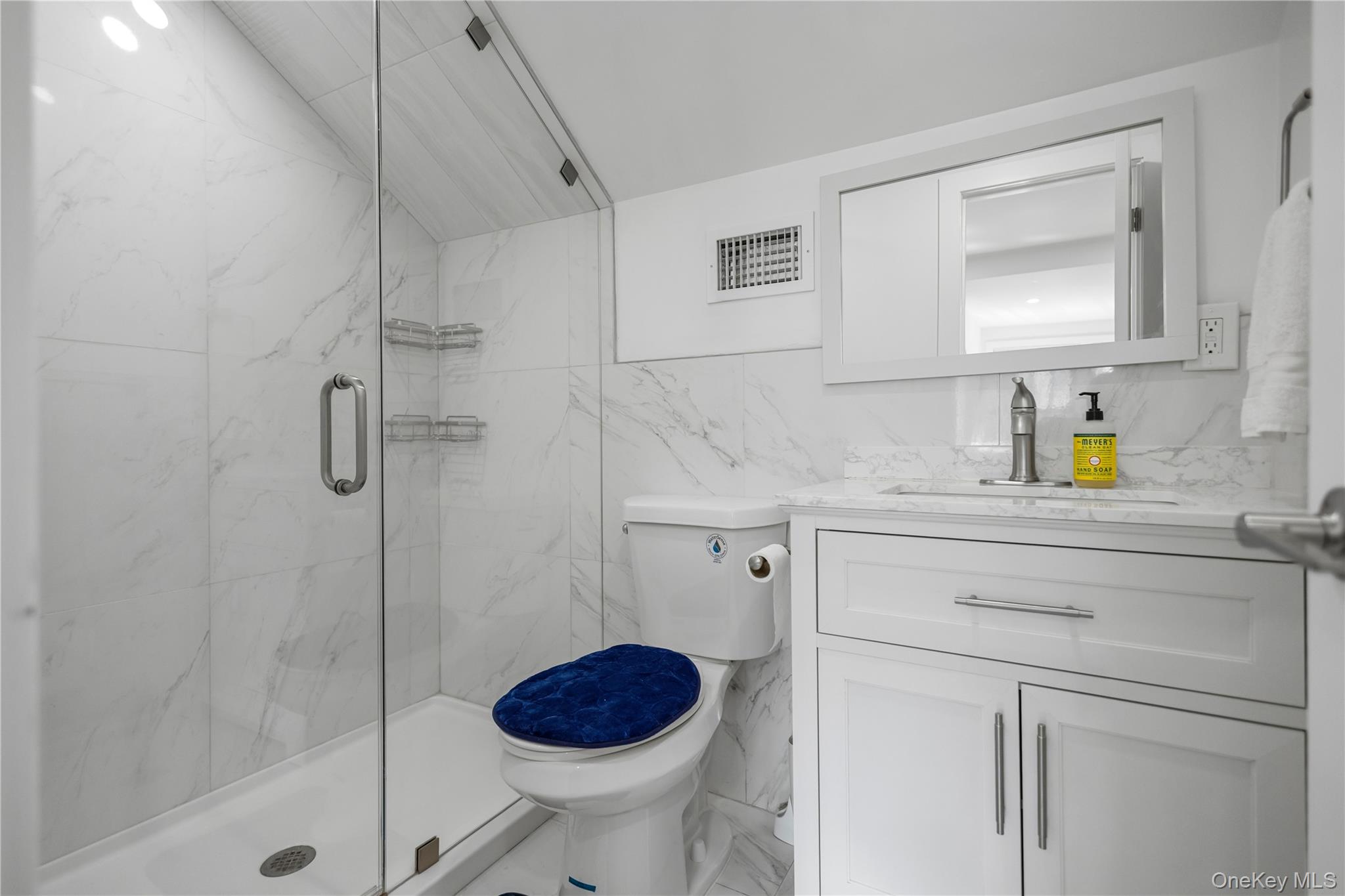 271 Signs Road, Unit E photo 25