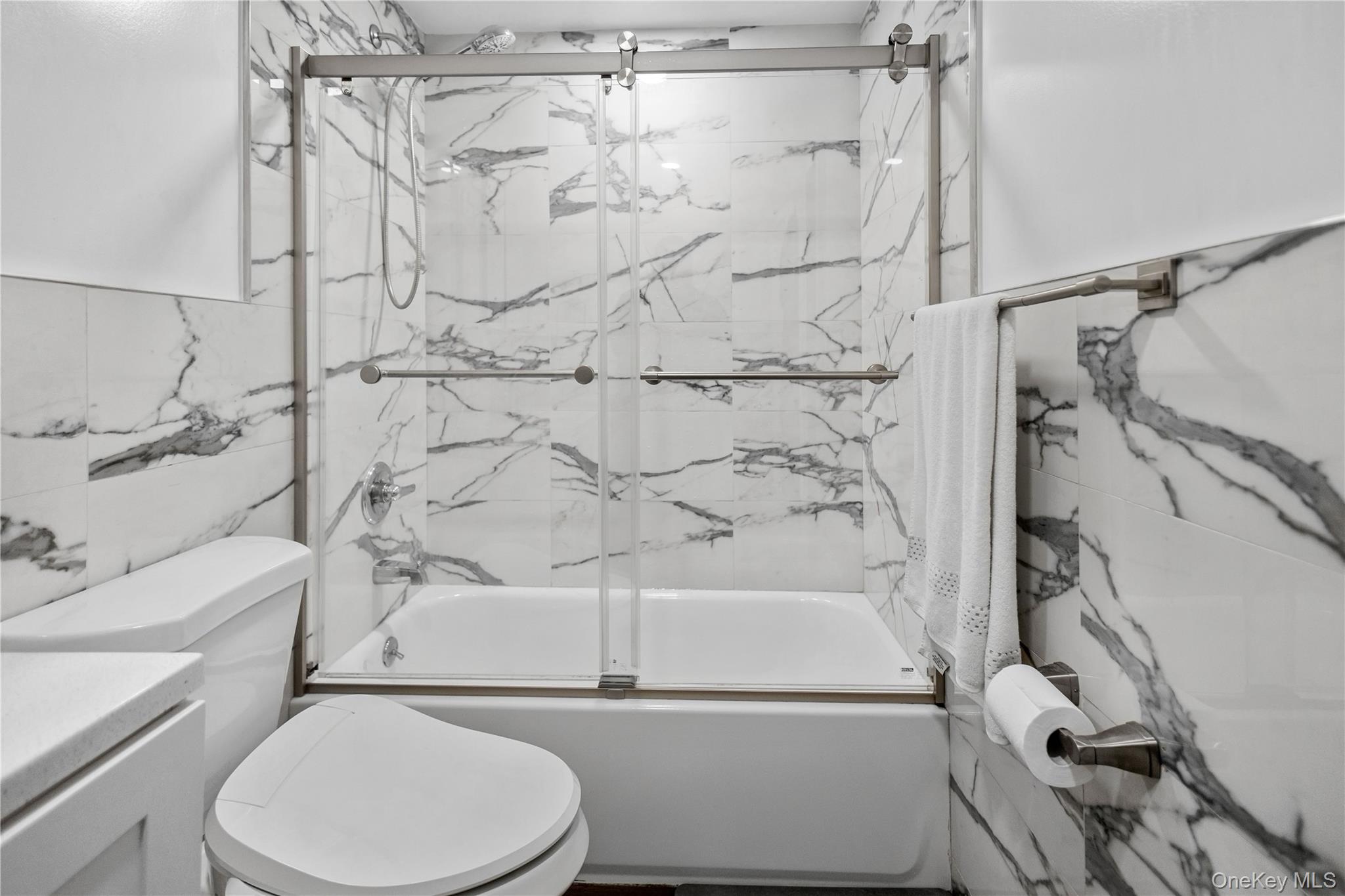 271 Signs Road, Unit E photo 21