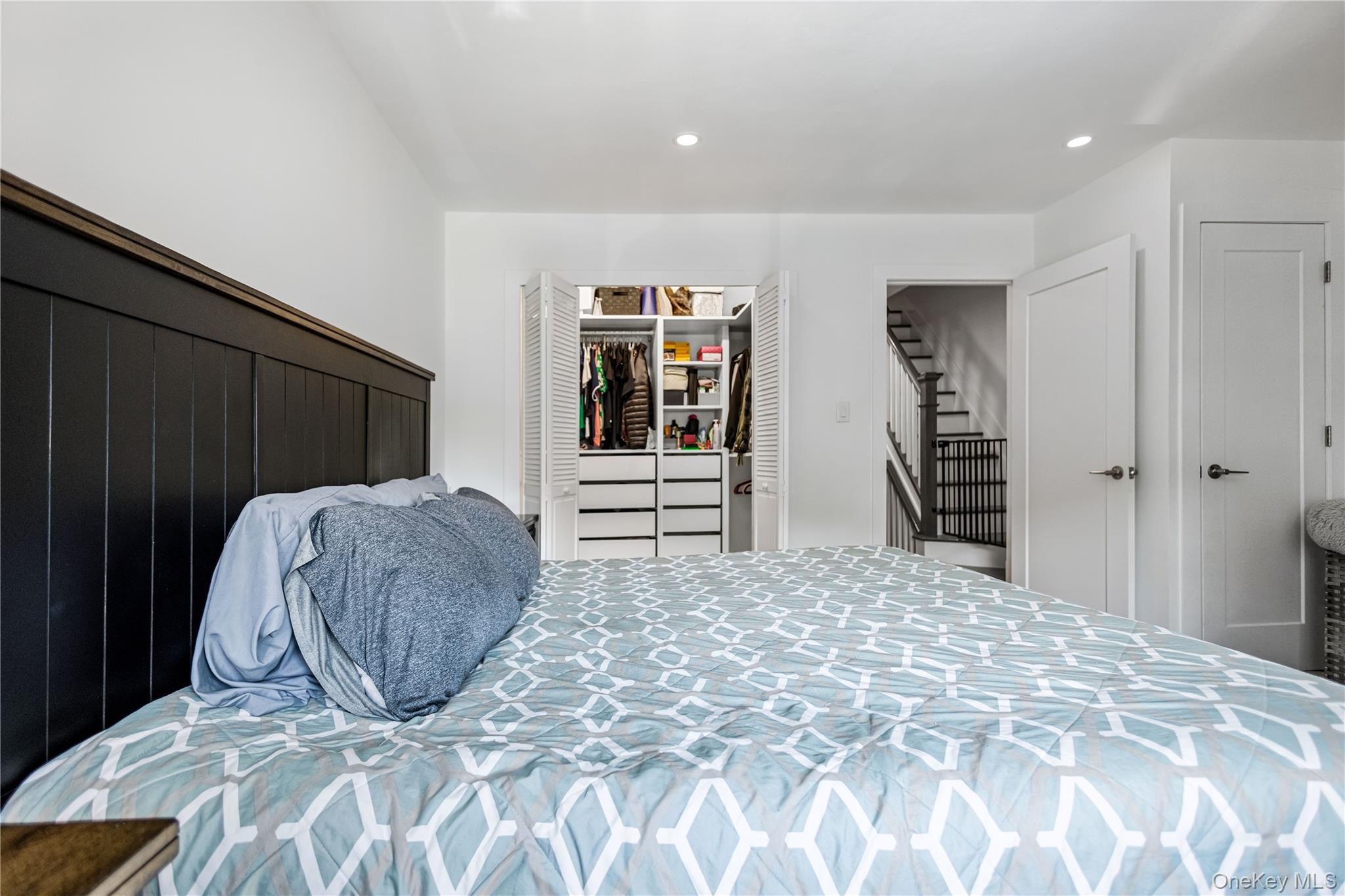271 Signs Road, Unit E photo 18