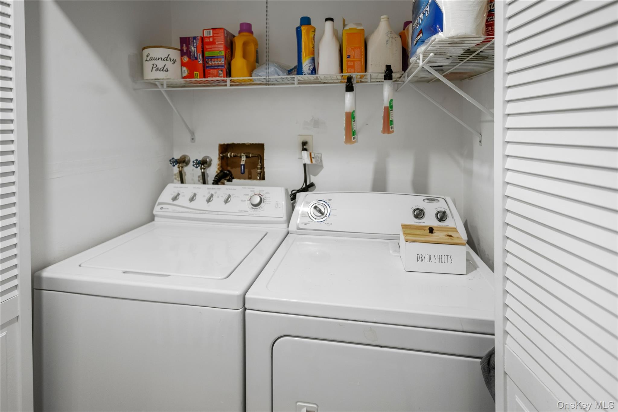 271 Signs Road, Unit E photo 22