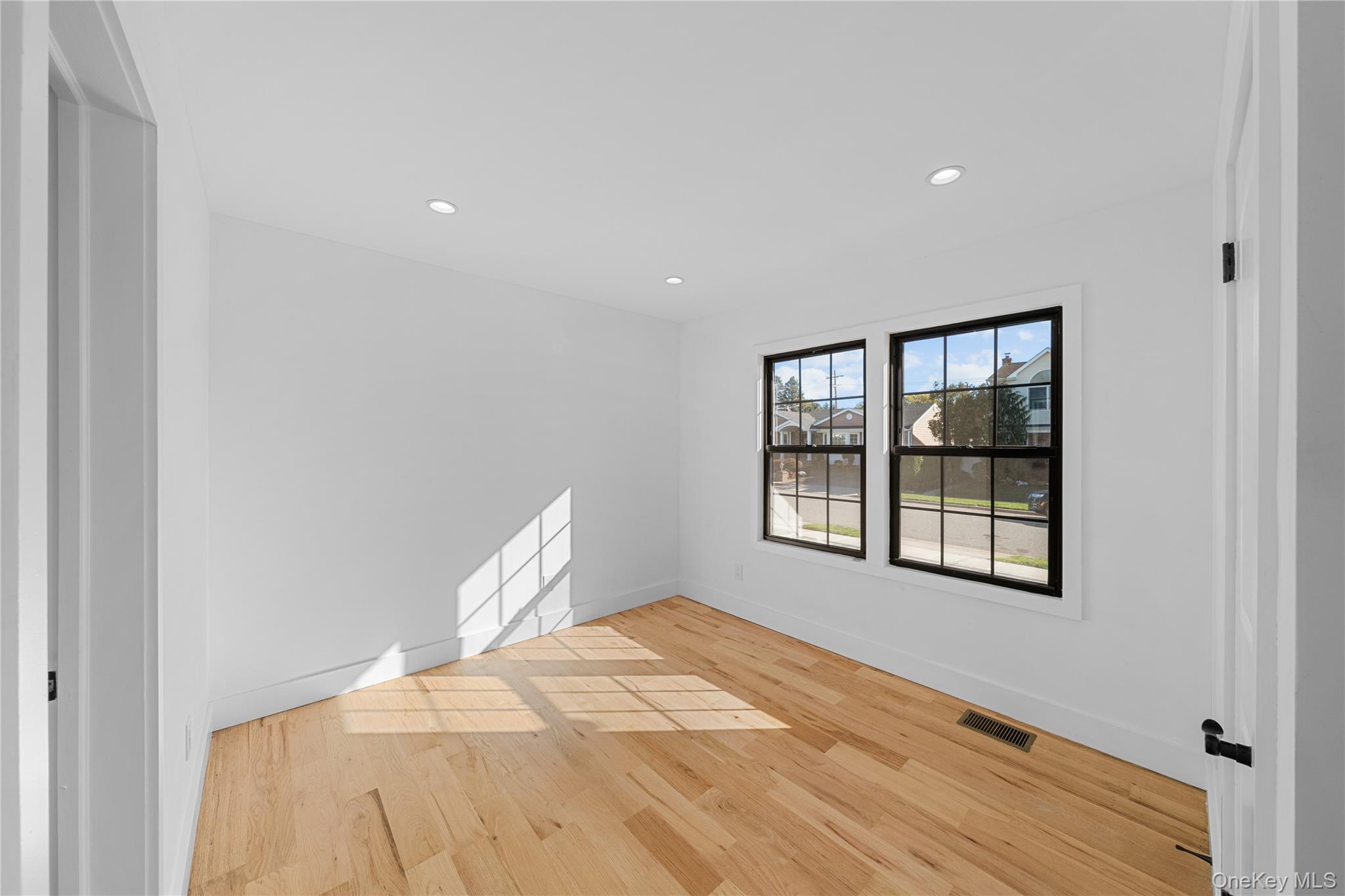 29 Melanie Lane – For Sale photo 16