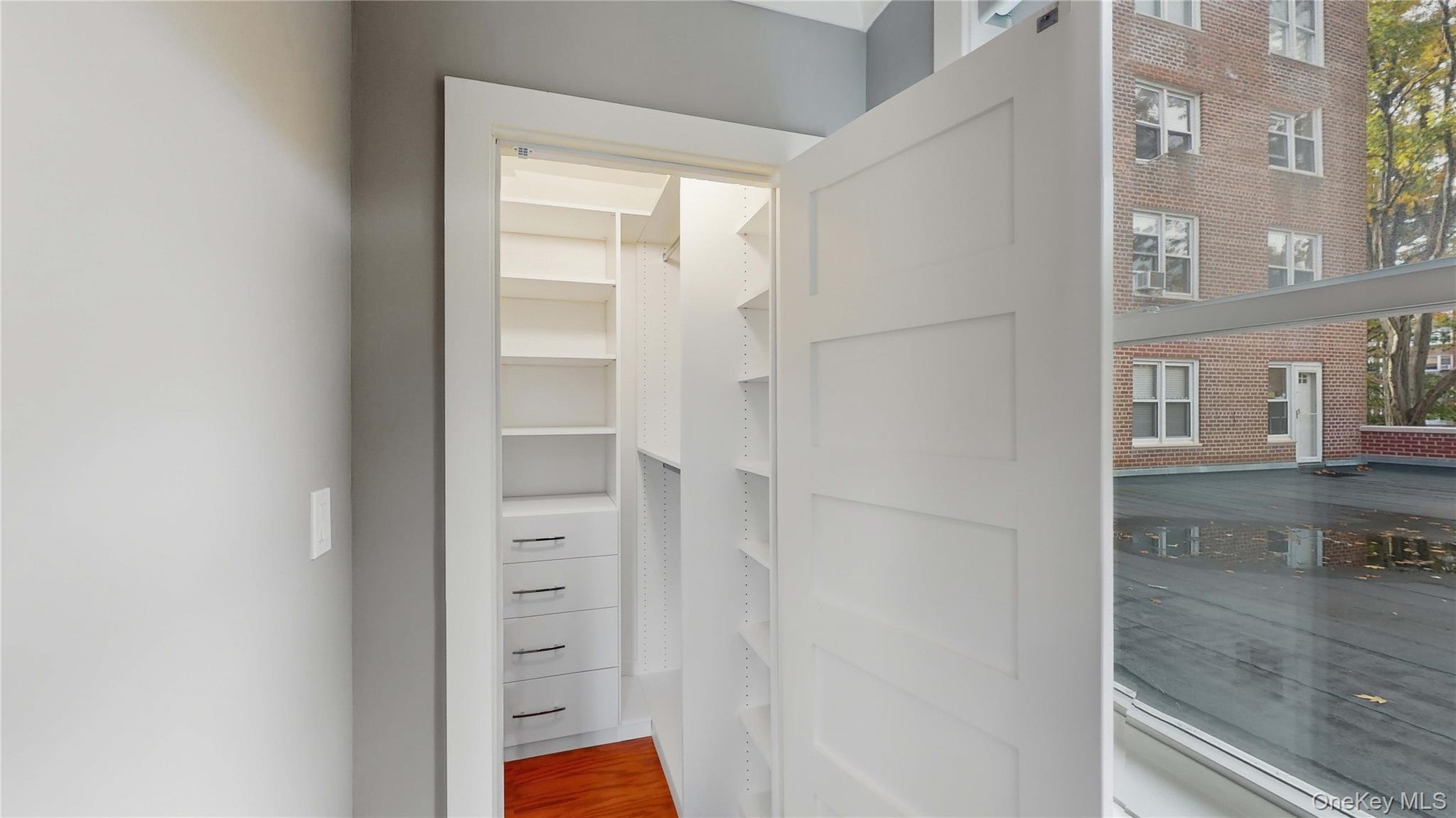 1133 Midland Avenue, Unit 1C photo 16