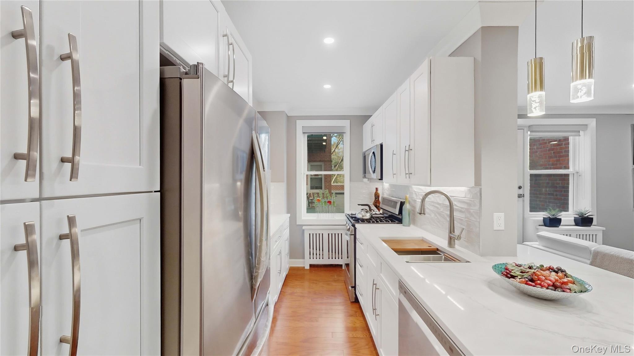 1133 Midland Avenue, Unit 1C photo 7