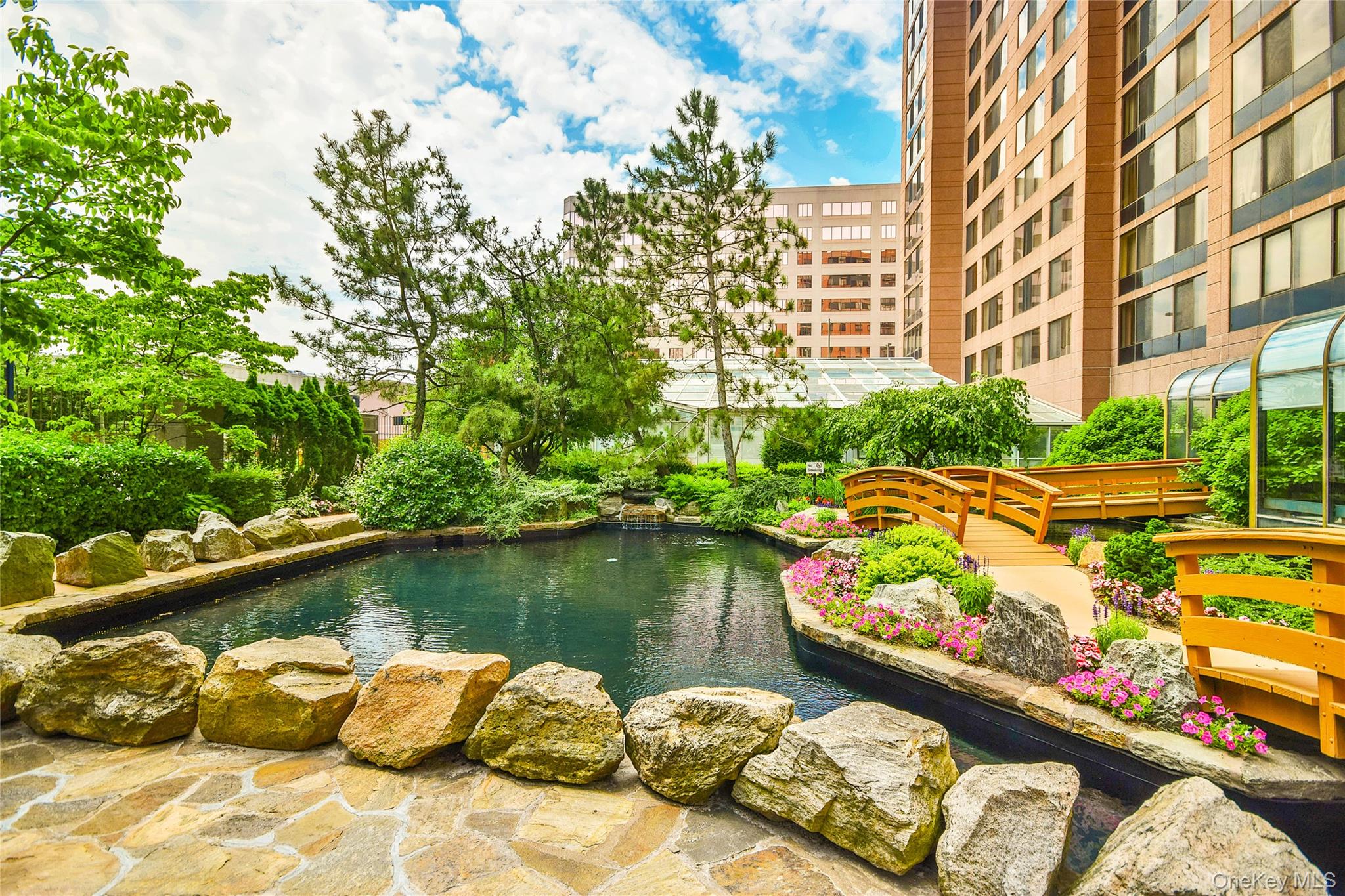 4 Martine Avenue, Unit 1619 photo 17