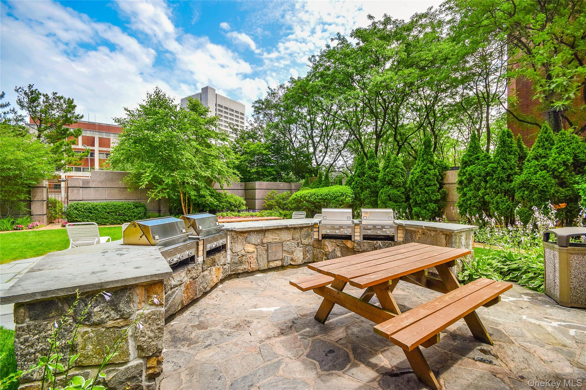 4 Martine Avenue, Unit 1619 photo 18