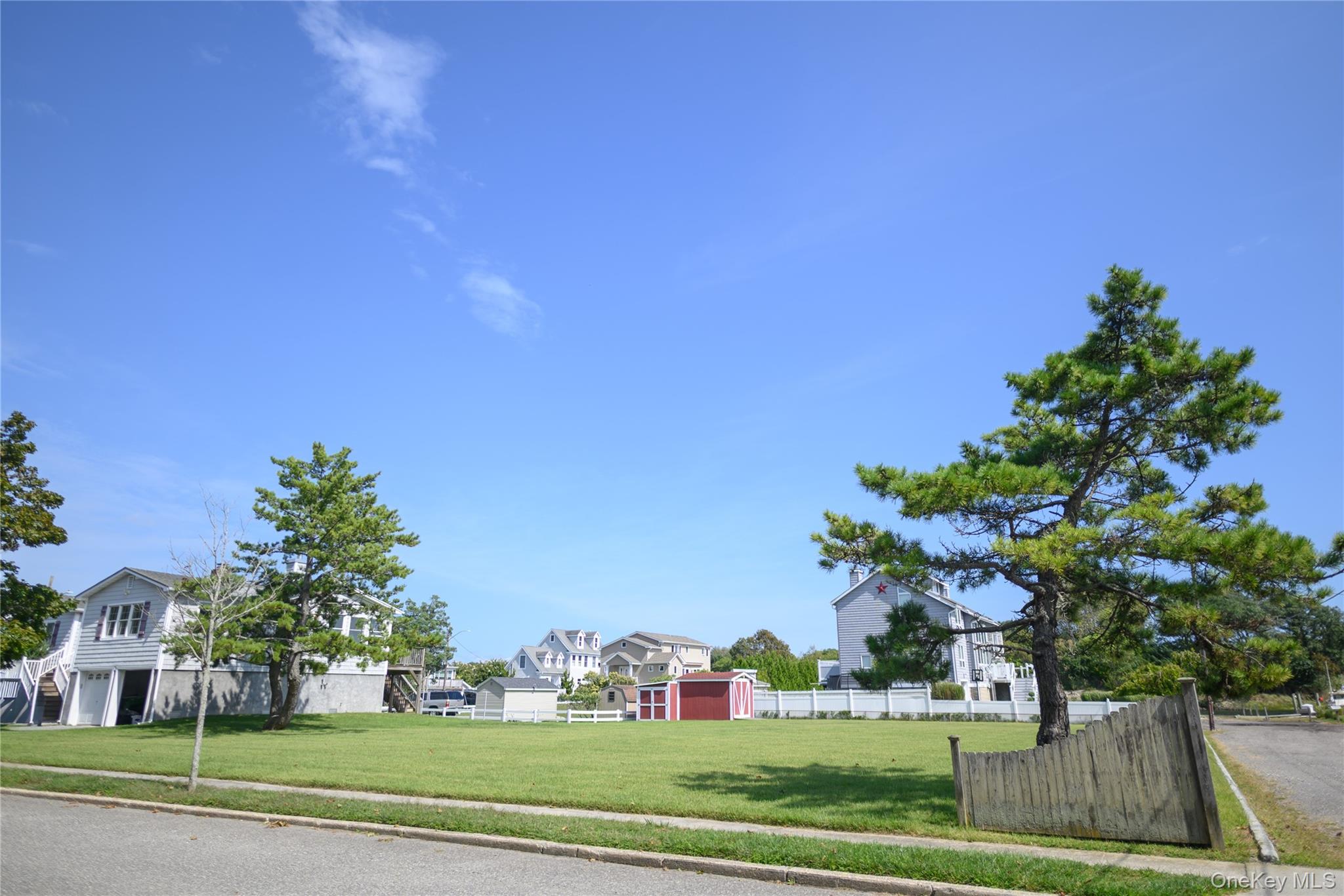 135 E Ocean Avenue – For Sale photo 29