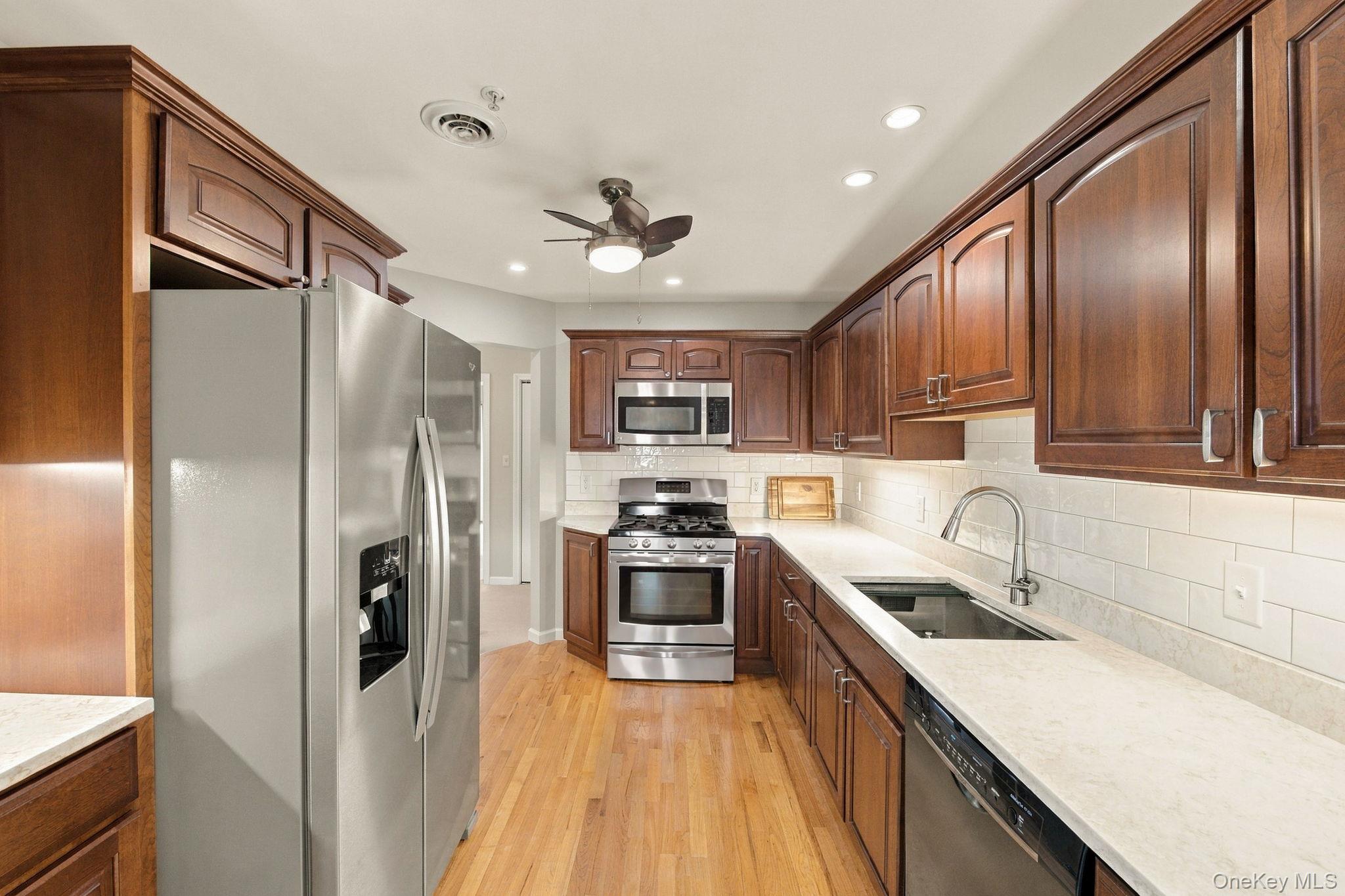 137 Riverview – For Sale photo 9