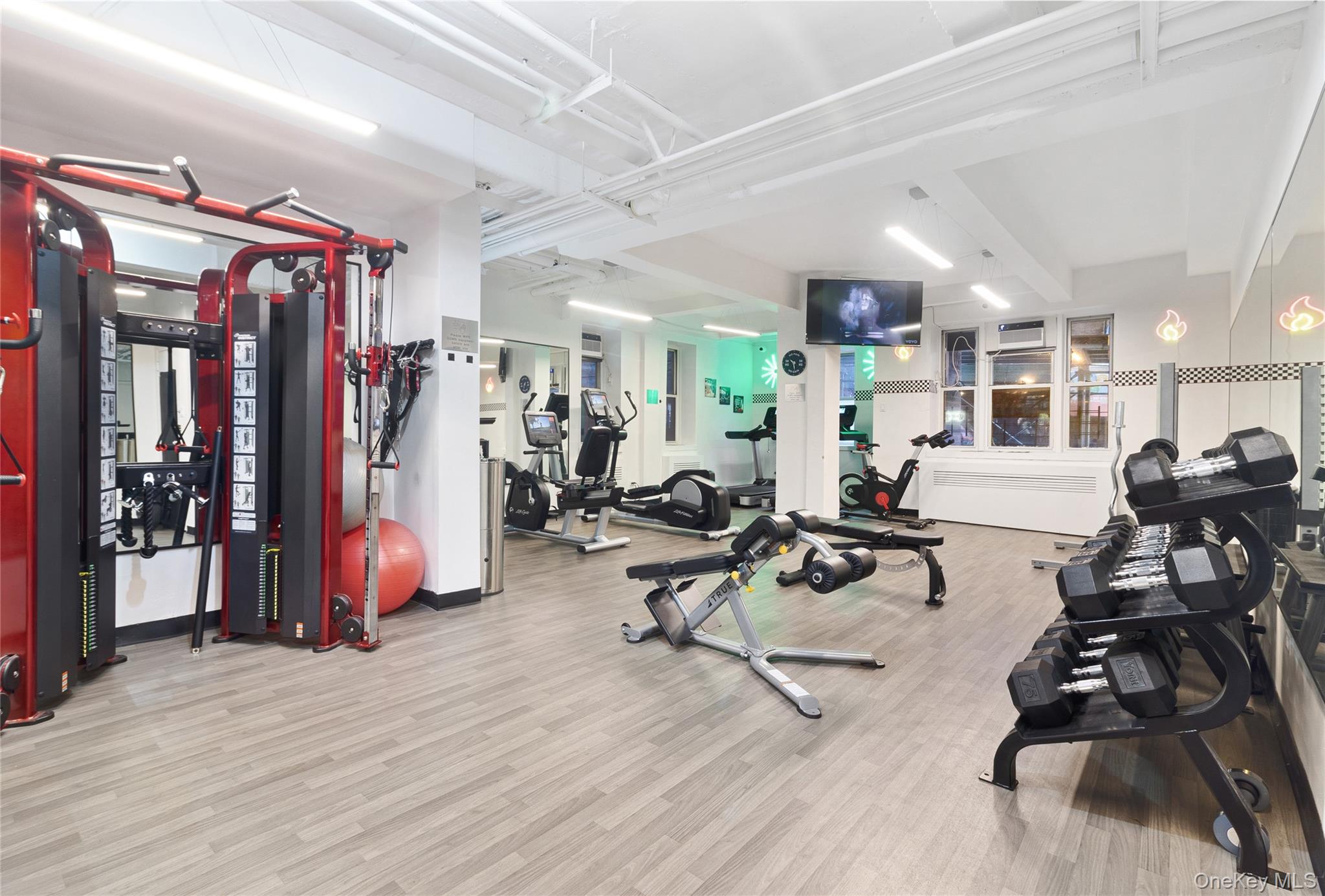 104-20 68 Drive, Unit A46 photo 11