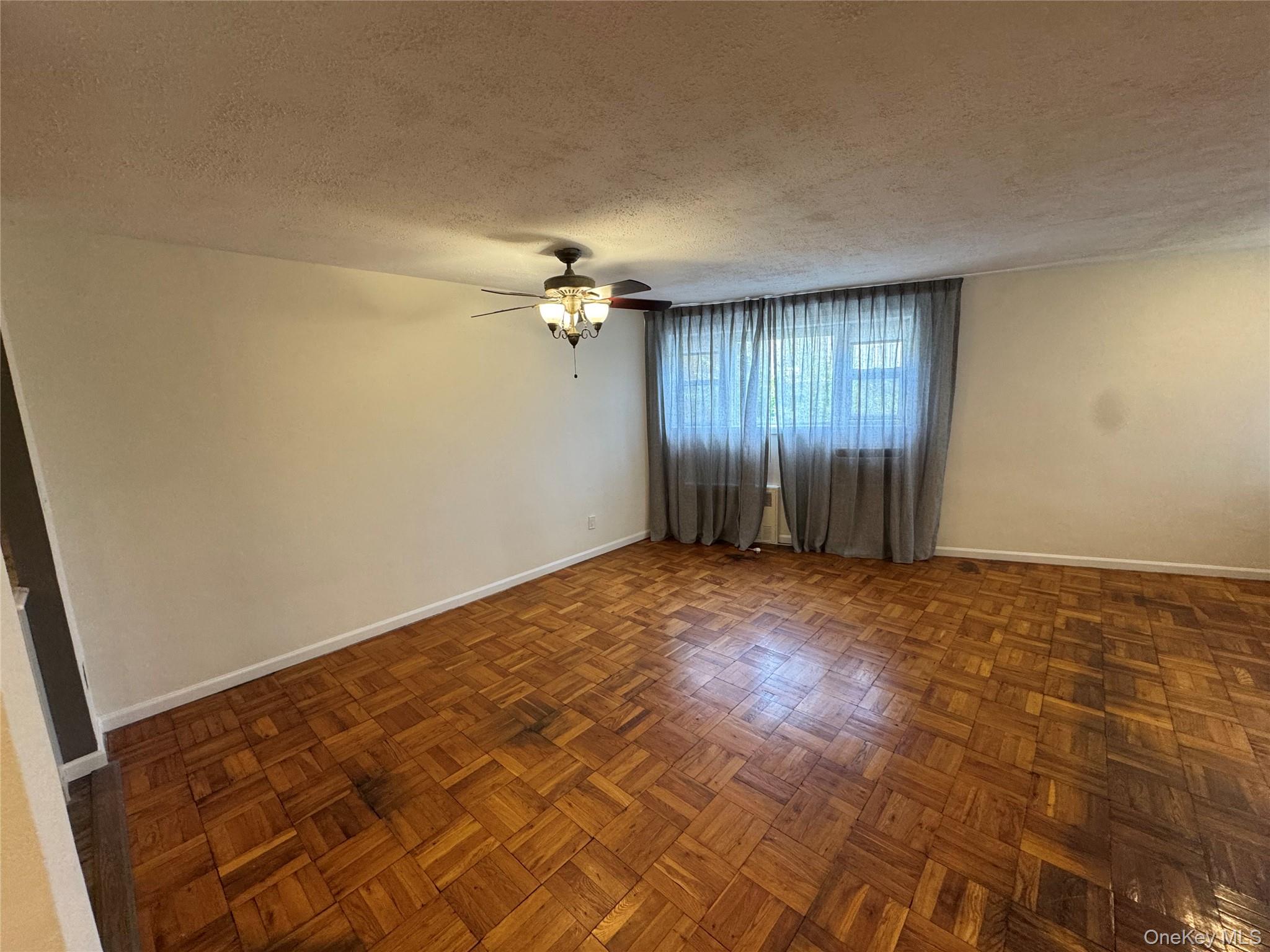750 Shore Road, Unit 1H photo 10