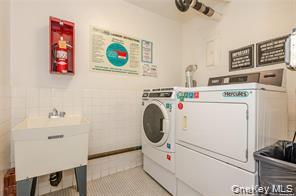 750 Shore Road, Unit 1H photo 18